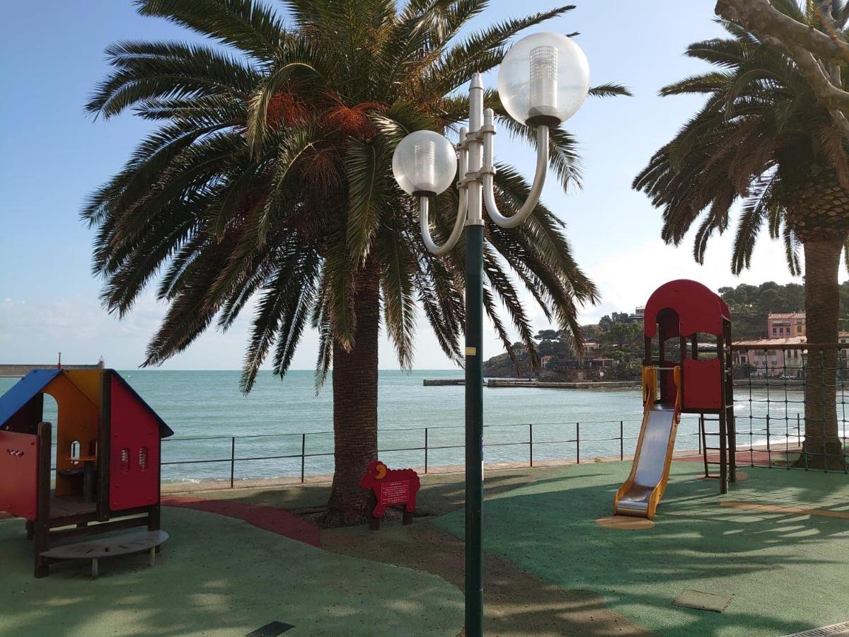 4Rb4 Appartement Type T2 Bord De Mer Acces Plage Direct กูลิอูร์ ภายนอก รูปภาพ